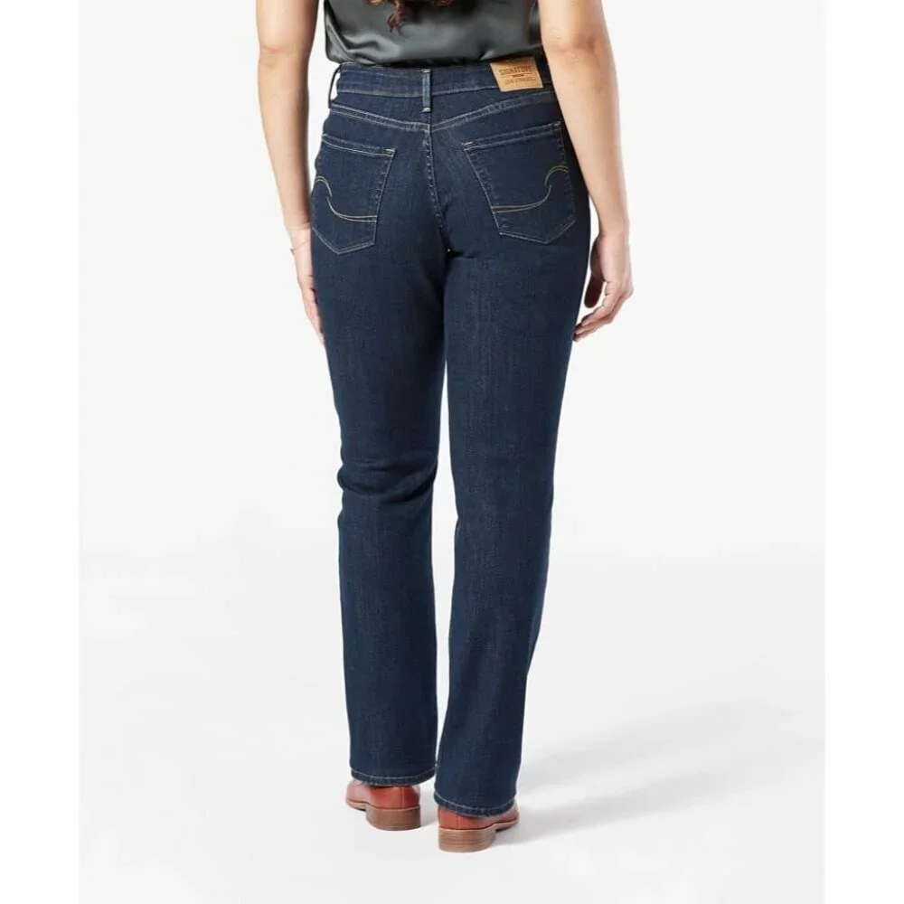Women's Mid-Rise Stretch Straight Jeans Plus Size Denim Casual Comfort - Picture 3 of 3